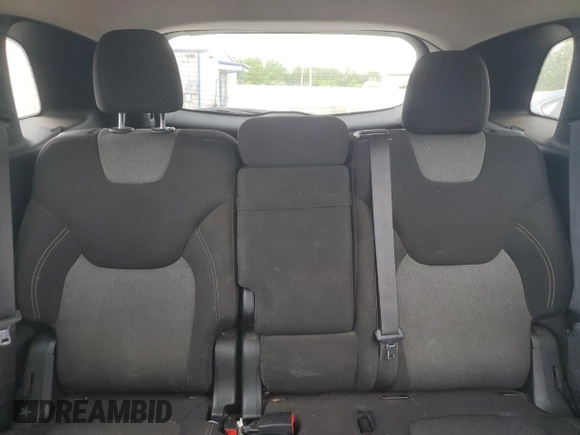 2016 Jeep Cherokee Sport с VIN 1C4PJLAB5GW190723, выставлен на аукционе Copart как лот 59732875 с пробегом 110 680 миль миль и Списание • Salvage title. История ставок и продаж доступна на DreamBid. Изображение 10.