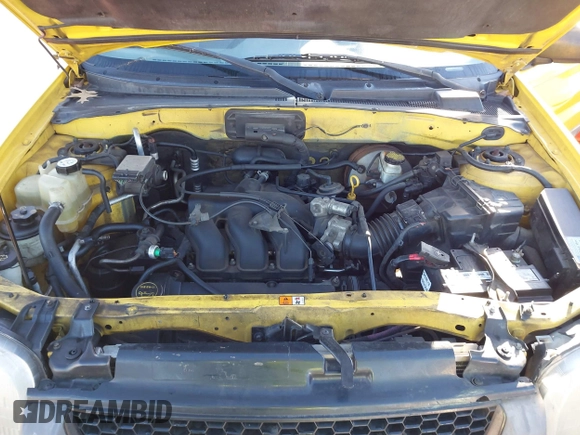 2001 Ford Escape XLS with VIN 1FMYU02191KF55561, listed as a IAAI auction lot 41650852 with 234,247 mi miles. Bid and sale history available at carsss.com. Image 10.