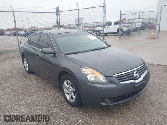 2008 Nissan Altima 2.5 with VIN 1N4AL21E18N536705, listed as a IAAI auction lot 41965407 with 270,072 mi miles. Bid and sale history available at carsss.com. Image 1.