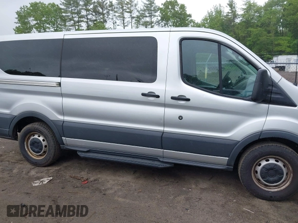 2015 Ford Transit XL с VIN 1FMZK1YM6FKA19837, выставлен на аукционе IAAI как лот 42367993 с пробегом 138 900 миль миль и . История ставок и продаж доступна на DreamBid. Изображение 14.
