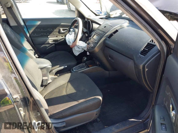 2012 Kia Soul + with VIN KNDJT2A62C7747931, listed as a IAAI auction lot 41523553 with 1 mi miles. Bid and sale history available at carsss.com. Image 5.
