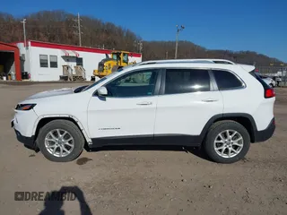 2018 Jeep Cherokee Latitude Plus с VIN 1C4PJMLX5JD508079, выставлен на аукционе IAAI как лот 41796679 с пробегом 96 899 миль миль и . История ставок и продаж доступна на DreamBid. Изображение 14.
