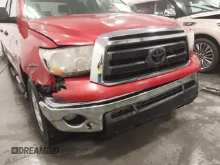 2011 Toyota Tundra 4WD Truck with VIN 5TFDW5F12BX178046, listed as a IAAI auction lot 41619191 with 186,866 mi miles. Bid and sale history available at carsss.com. Image 6.