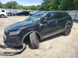 2020 Lincoln Nautilus Reserve z VIN 2LMPJ8KP6LBL25811, wystawiony jako Copart lot #55692835 z przebiegiem 59 001 mil mil oraz Szkoda całkowita • Salvage title. Historia ofert i sprzedaży dostępna na DreamBid. Obrazek 1.