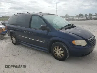 2006 Chrysler Town & Country LWB Touring with VIN 2A4GP54L26R617341, listed as a Copart auction lot 45731345 with 67,086 mi miles and Clean Title. Bid and sale history available at carsss.com. Image 4.