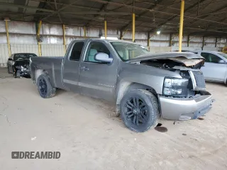 2007 Chevrolet Silverado 1500 LT w/1LT with VIN 2GCEC19CX71624659, listed as a Copart auction lot 48613205 with 187,468 mi miles and Salvage Title. Bid and sale history available at carsss.com. Image 4.