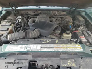 2000 Ford Explorer XLT с VIN 1FMZU73E2YZB13205, выставлен на аукционе Copart как лот 57918165 с пробегом 203 635 миль миль и Чистый • Clean title. История ставок и продаж доступна на DreamBid. Изображение 12.