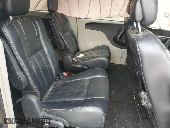2014 Chrysler Town & Country Touring z VIN 2C4RC1BG0ER399617, wystawiony jako Copart lot #55416615 z przebiegiem 194 692 mil mil oraz Szkoda całkowita • Salvage title. Historia ofert i sprzedaży dostępna na DreamBid. Obrazek 11.