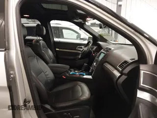 2016 Ford Explorer Sport z VIN 1FM5K8GT9GGD27511, wystawiony jako IAAI lot #42031898 z przebiegiem 113 335 mil mil oraz . Historia ofert i sprzedaży dostępna na DreamBid. Obrazek 5.