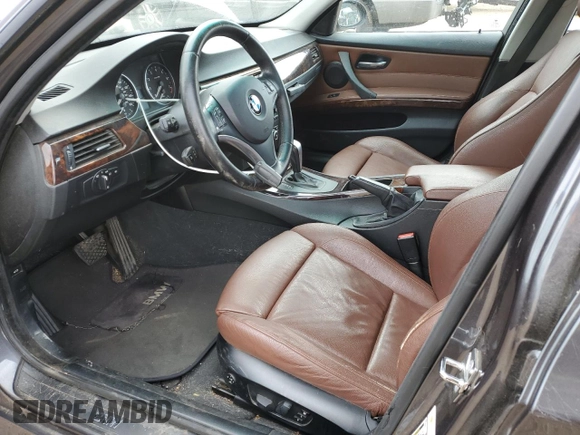 2007 BMW 3 Series 328xi с VIN WBAVC73547KP35041, выставлен на аукционе Copart как лот 54932625 с пробегом 119 320 миль миль и Чистый • Clean title. История ставок и продаж доступна на DreamBid. Изображение 7.