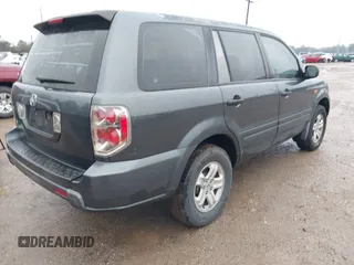 2006 Honda Pilot LX z VIN 5FNYF28136B049911, wystawiony jako IAAI lot #41463064 z przebiegiem 233 734 mil mil oraz . Historia ofert i sprzedaży dostępna na DreamBid. Obrazek 4.