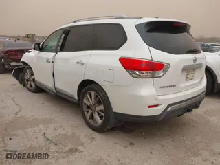 2013 Nissan Pathfinder Platinum with VIN 5N1AR2MN0DC684060, listed as a IAAI auction lot 41713442 with 146,271 mi miles. Bid and sale history available at carsss.com. Image 3.