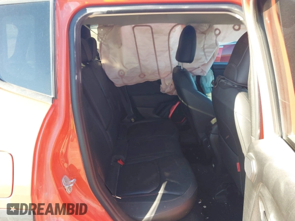 2018 Jeep Renegade Trailhawk z VIN ZACCJBCB6JPH44846, wystawiony jako IAAI lot #42320847 z przebiegiem 103 004 mil mil oraz . Historia ofert i sprzedaży dostępna na DreamBid. Obrazek 8.