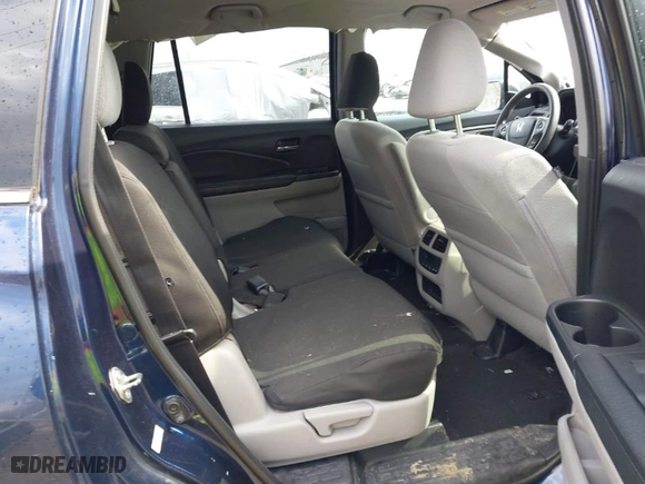 2016 Honda Pilot EX with VIN 5FNYF6H35GB014121, listed as a IAAI auction lot 41675592 with 129,362 mi miles. Bid and sale history available at carsss.com. Image 8.