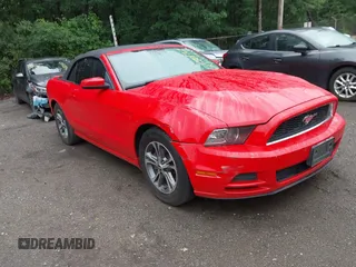2014 Ford Mustang V6 with VIN 1ZVBP8EMXE5243143, listed as a IAAI auction lot 42590172 with 373,579 mi miles and . Bid and sale history available at DreamBid. Image 1.