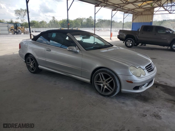 2005 Mercedes-Benz CLK-Class 5.0L with VIN WDBTK75J15F134472, listed as a Copart auction lot 68851484 with 121,031 mi miles and Clean Title. Bid and sale history available at carsss.com. Image 4.