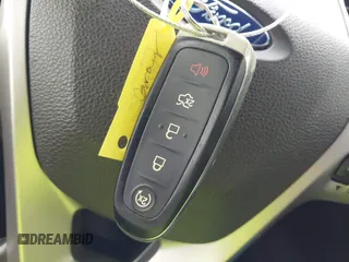 2013 Ford Taurus SHO с VIN 1FAHP2KT4DG164646, выставлен на аукционе IAAI как лот 42274365 с пробегом 225 482 миль миль и . История ставок и продаж доступна на DreamBid. Изображение 11.