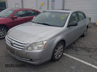 2006 Toyota Avalon XL with VIN 4T1BK36B26U063255, listed as a IAAI auction lot 42191701 with 91,860 mi miles and . Bid and sale history available at carsss.com. Image 2.