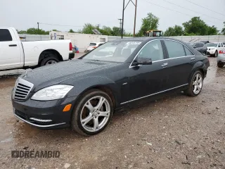 2012 Mercedes-Benz S 550 z VIN WDDNG9EB7CA442391, wystawiony jako Copart lot #49245795 z przebiegiem 47 246 mil mil oraz Szkoda całkowita • Salvage title. Historia ofert i sprzedaży dostępna na DreamBid. Obrazek 1.