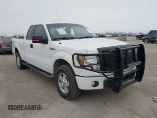 2012 Ford F-150 XL with VIN 1FTFX1EF1CKE39290, listed as a IAAI auction lot 41488039 with 122,268 mi miles. Bid and sale history available at carsss.com. Image 1.