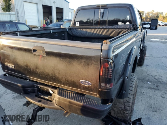 2003 Ford Super Duty F-250 XL with VIN 1FTNX21L93EA00852, listed as a Copart auction lot 84657324 with Not Provided miles and Clean Title. Bid and sale history available at carsss.com. Image 6.