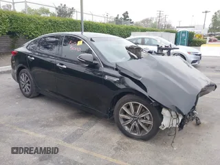 2019 Kia Optima EX with VIN 5XXGU4L14KG290842, listed as a IAAI auction lot 42030617 with Not Provided miles and . Bid and sale history available at carsss.com. Image 1.