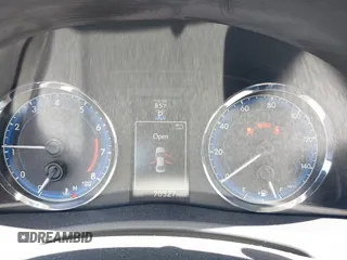 2017 Toyota Corolla L с VIN 2T1BURHE3HC833049, выставлен на аукционе IAAI как лот 42615776 с пробегом 70 526 миль миль и . История ставок и продаж доступна на DreamBid. Изображение 7.