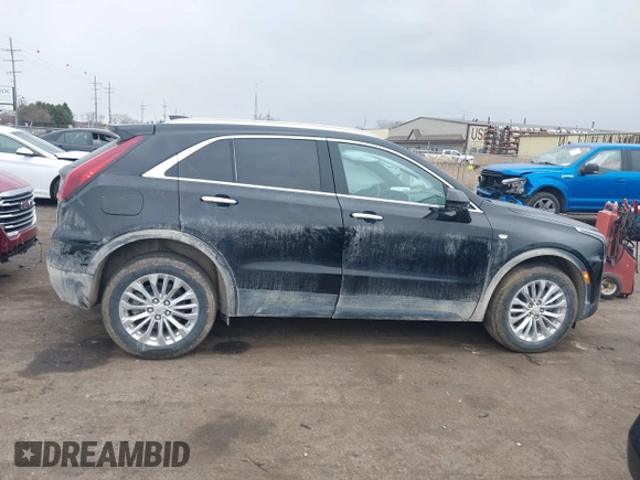 2024 Cadillac XT4 AWD Luxury with VIN 1GYFZBR41RF101697, listed as a IAAI auction lot 41971217 with 16,027 mi miles and . Bid and sale history available at carsss.com. Image 13.