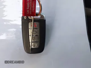 2016 Hyundai Veloster Turbo с VIN KMHTC6AE2GU288538, выставлен на аукционе IAAI как лот 42282122 с пробегом 83 231 миль миль и . История ставок и продаж доступна на DreamBid. Изображение 11.