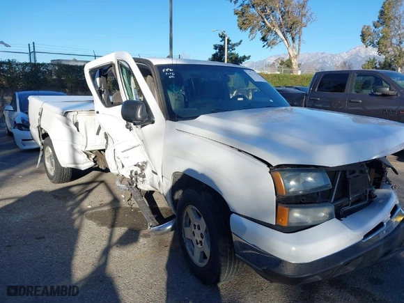 2007 Chevrolet Silverado 1500 Classic LT1 with VIN 1GCEC19Z47Z125836, listed as a IAAI auction lot 41371343 with 163,032 mi miles. Bid and sale history available at carsss.com. Image 1.