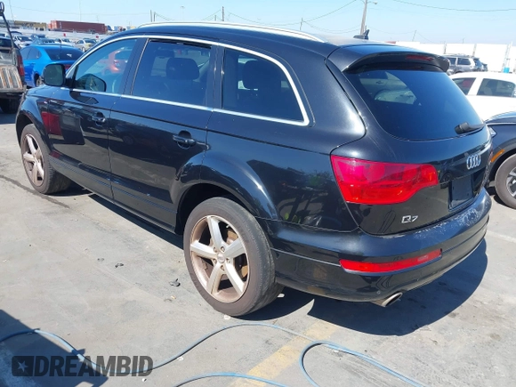 2007 Audi Q7 4.2L Premium with VIN WA1EV74L77D069608, listed as a IAAI auction lot 41679714 with 129,954 mi miles. Bid and sale history available at carsss.com. Image 3.