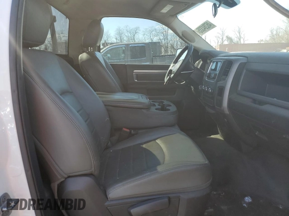 2014 Ram 1500 Tradesman z VIN 3C6JR7DGXEG292874, wystawiony jako Copart lot #46284335 z przebiegiem 171 529 mil mil oraz Czysty tytuł • Clean title. Historia ofert i sprzedaży dostępna na DreamBid. Obrazek 10.