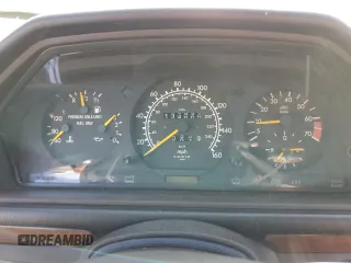 1992 Mercedes-Benz 300 E с VIN WDBEA30D2NB596584, выставлен на аукционе Copart как лот 61810125 с пробегом 134 906 миль миль и Чистый • Clean title. История ставок и продаж доступна на DreamBid. Изображение 9.