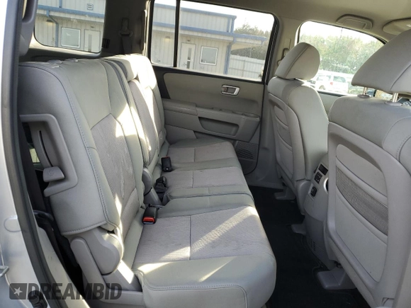 2010 Honda Pilot EX with VIN 5FNYF3H45AB002744, listed as a Copart auction lot 84673844 with 177,267 mi miles and Salvage Title. Bid and sale history available at carsss.com. Image 11.