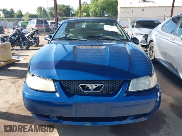 2000 Ford Mustang with VIN 1FAFP4444YF122174, listed as a IAAI auction lot 42185521 with 133,255 mi miles and . Bid and sale history available at DreamBid. Image 12.
