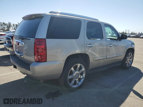 2007 GMC Yukon SLT with VIN 1GKFC13J17R110240, listed as a Copart auction lot 48430385 with 0 mi miles and Salvage Title. Bid and sale history available at carsss.com. Image 3.