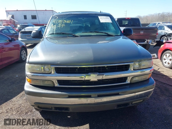 2002 Chevrolet Suburban LS with VIN 1GNFK16Z02J194579, listed as a IAAI auction lot 41753261 with 248,537 mi miles. Bid and sale history available at carsss.com. Image 12.