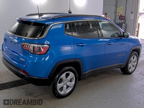 2021 Jeep Compass Latitude z VIN 3C4NJDBB0MT594087, wystawiony jako IAAI lot #42791550 z przebiegiem 78 385 mil mil oraz . Historia ofert i sprzedaży dostępna na DreamBid. Obrazek 14.