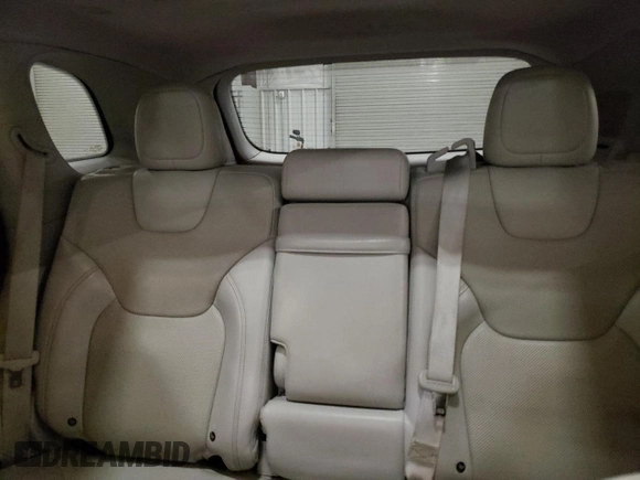 2019 Jeep Cherokee Limited with VIN 1C4PJMDN1KD175054, listed as a Copart auction lot 53032315 with 98,101 mi miles and Clean Title. Bid and sale history available at carsss.com. Image 10.
