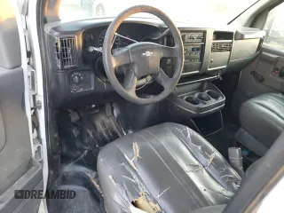 2003 Chevrolet Express Cargo with VIN 1GCGG25V131179481, listed as a Copart auction lot 76137274 with 219,610 mi miles and Salvage Title. Bid and sale history available at DreamBid. Image 8.