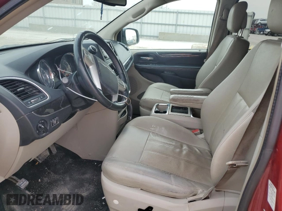 2015 Chrysler Town & Country LX with VIN 2C4RC1AG9FR710478, listed as a Copart auction lot 52577995 with 135,581 mi miles and Clean Title. Bid and sale history available at carsss.com. Image 7.