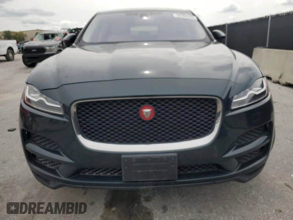 2017 Jaguar F-Pace 35t Prestige with VIN SADCK2BV2HA898655, listed as a Copart auction lot 59306245 with 104,535 mi miles and Clean title. Bid and sale history available at DreamBid. Image 5.