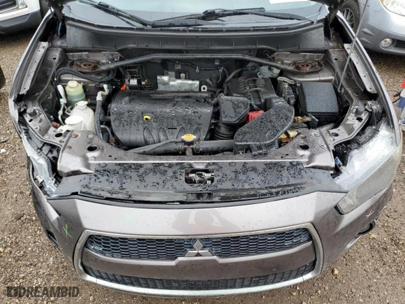 2011 Mitsubishi Outlander SE with VIN JA4AS3AW2BU016189, listed as a Copart auction lot 84054614 with 177,855 mi miles and Salvage Title. Bid and sale history available at carsss.com. Image 11.