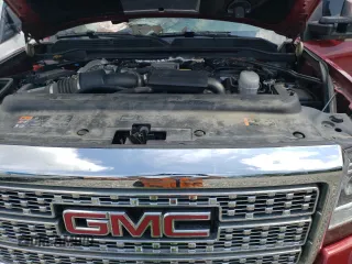 2019 GMC Sierra 3500HD Denali z VIN 1GT42WEY5KF258110, wystawiony jako Copart lot #65333944 z przebiegiem Nie podano mil oraz Szkoda całkowita • Salvage title. Historia ofert i sprzedaży dostępna na DreamBid. Obrazek 12.