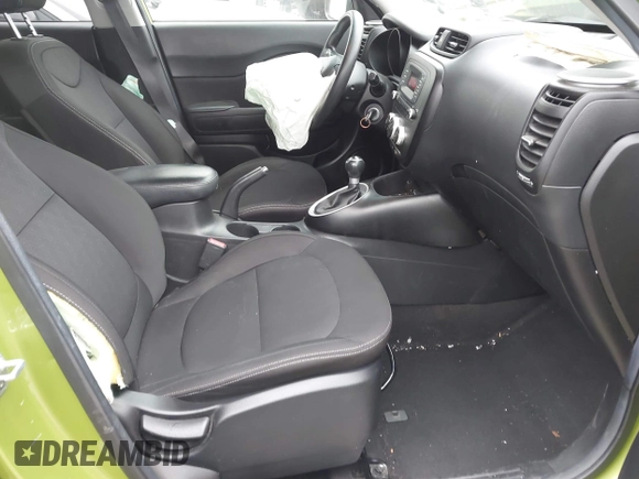 2016 Kia Soul with VIN KNDJN2A29G7871031, listed as a IAAI auction lot 41848663 with 96,498 mi miles. Bid and sale history available at carsss.com. Image 5.