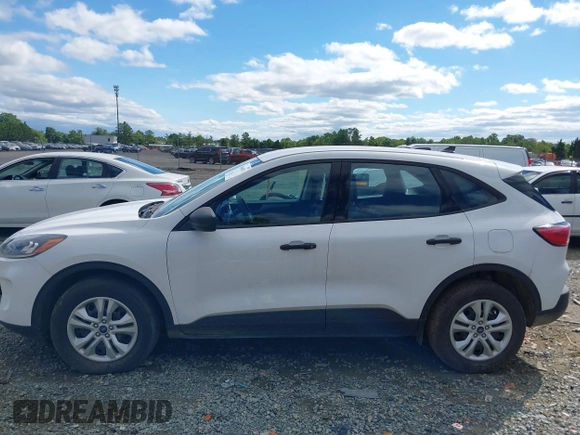 2021 Ford Escape S with VIN 1FMCU9F68MUB14274, listed as a IAAI auction lot 39669971 with 9,504 mi miles and . Bid and sale history available at DreamBid. Image 14.