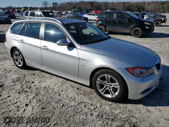 2008 BMW 3 Series 328xi z VIN WBAVT73548FZ37873, wystawiony jako Copart lot #41605795 z przebiegiem 43 445 mil mil oraz Szkoda całkowita • Salvage title. Historia ofert i sprzedaży dostępna na DreamBid. Obrazek 4.