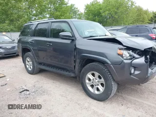 2019 Toyota 4Runner SR5 with VIN JTEBU5JR3K5657559, listed as a IAAI auction lot 42285496 with 99,373 mi miles and . Bid and sale history available at DreamBid. Image 1.