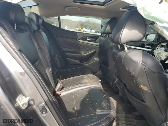 2020 Nissan Maxima SL with VIN 1N4AA6DVXLC367331, listed as a Copart auction lot 44928105 with 84,464 mi miles and Salvage Title. Bid and sale history available at carsss.com. Image 11.