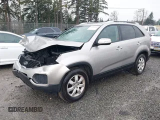 2013 Kia Sorento LX with VIN 5XYKT4A25DG379178, listed as a IAAI auction lot 41080352 with 112,927 mi miles. Bid and sale history available at carsss.com. Image 18.